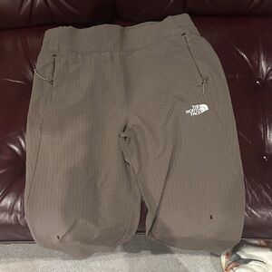 The North Face Woven Tapered Pants